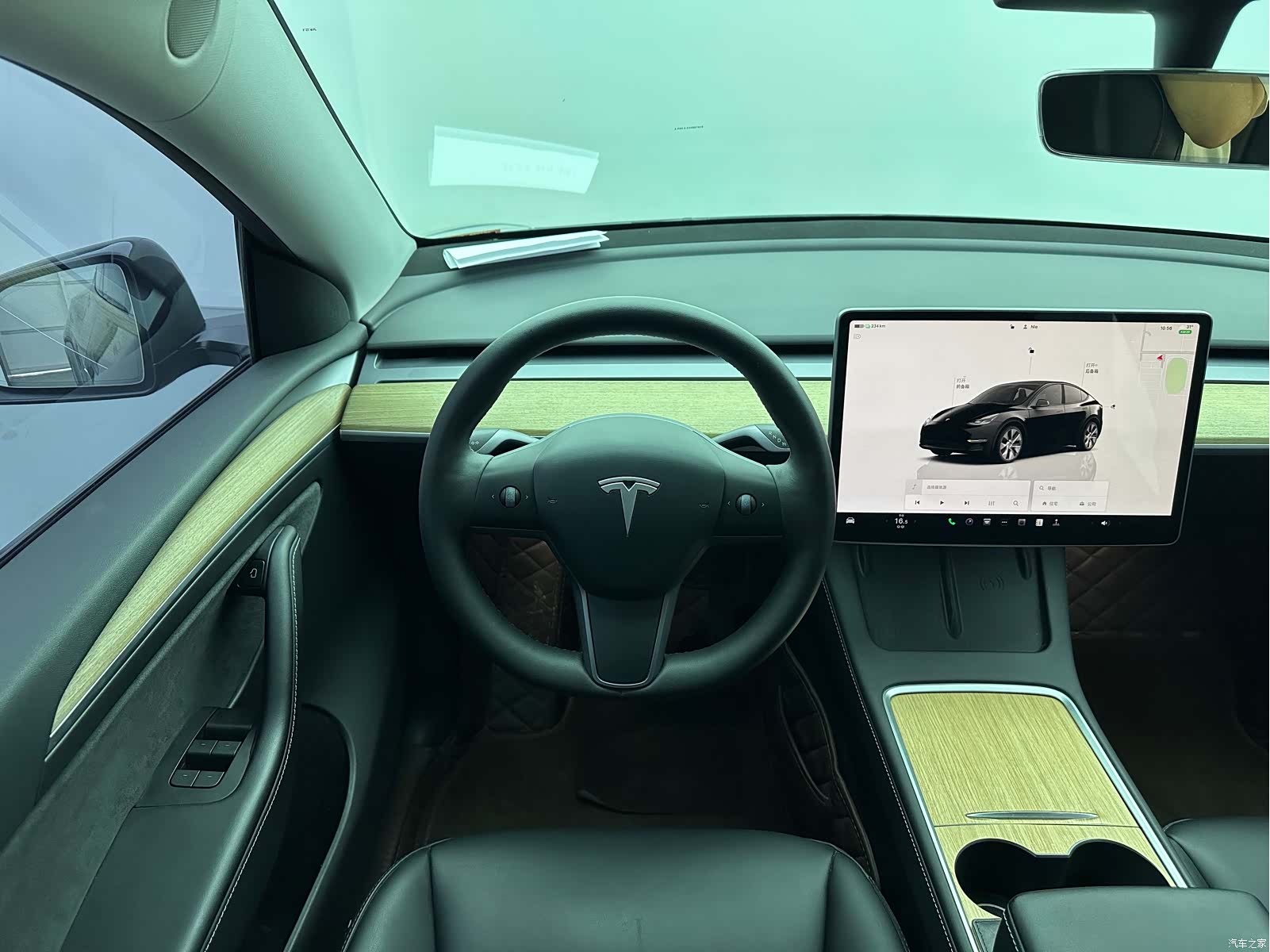 Tesla Model Y, 2023 14