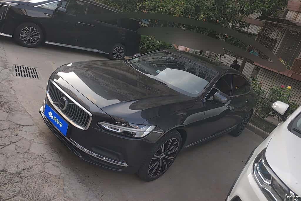 Volvo S90