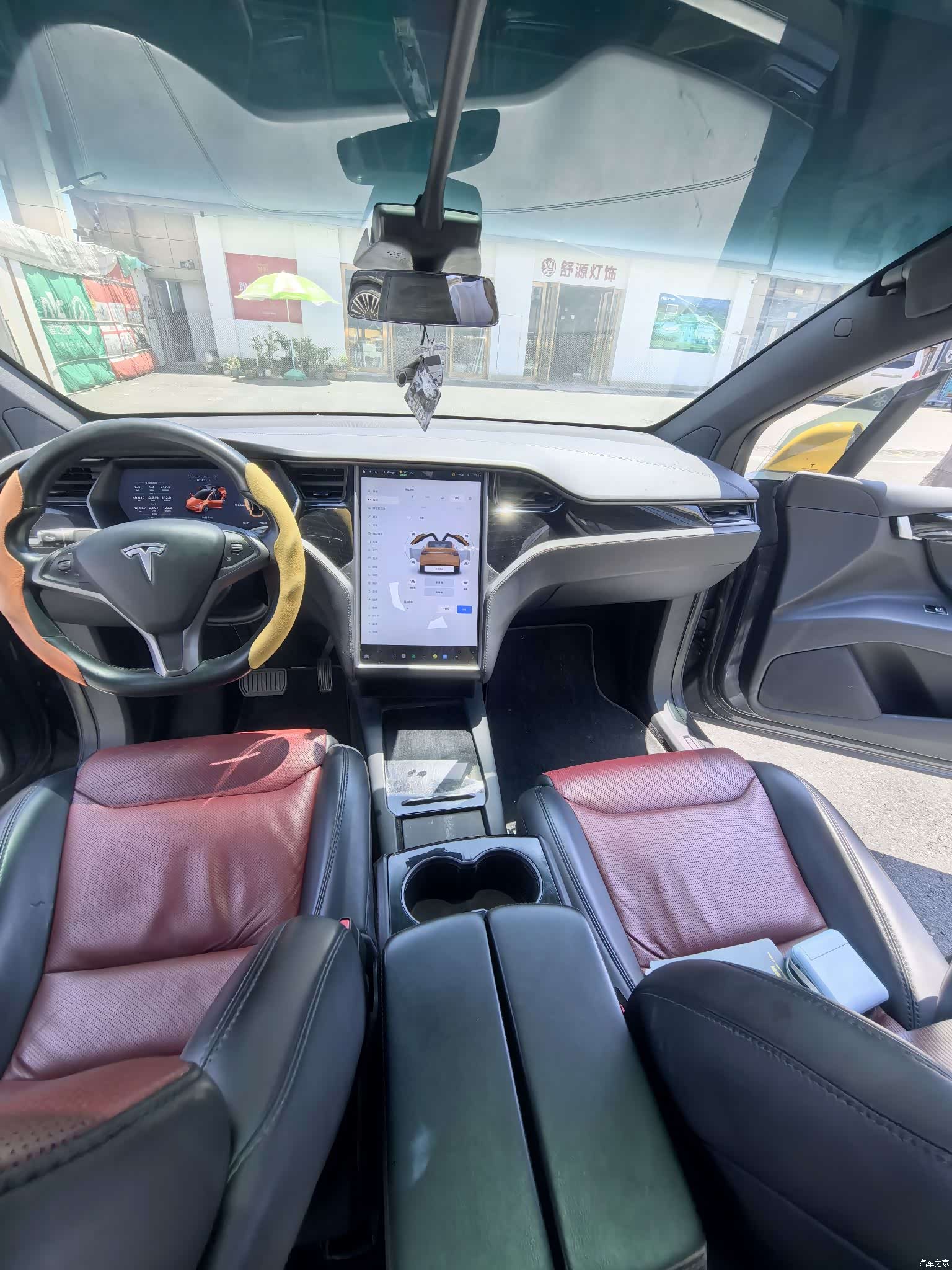 Tesla Model X, 2019 8