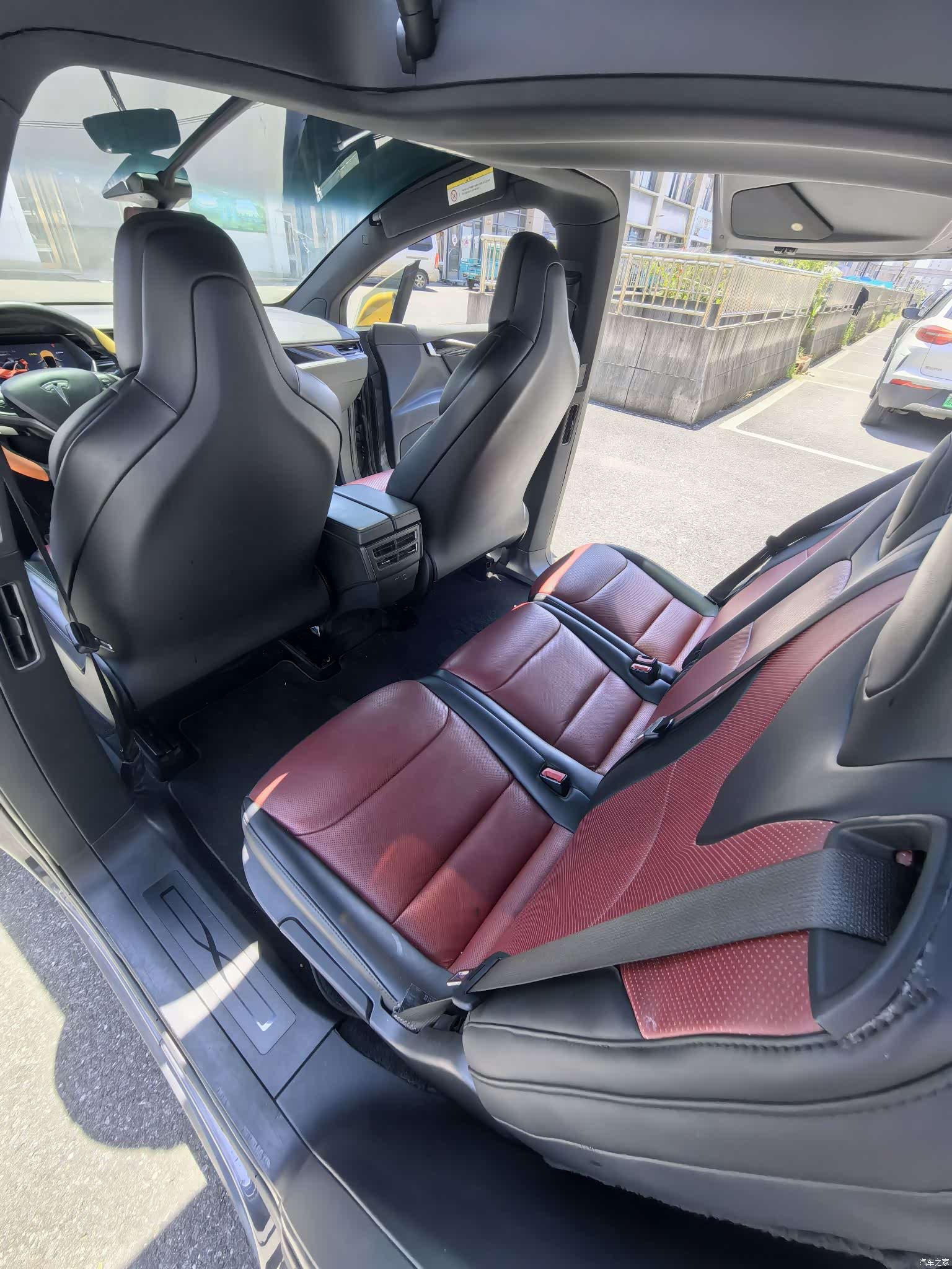 Tesla Model X, 2019 7