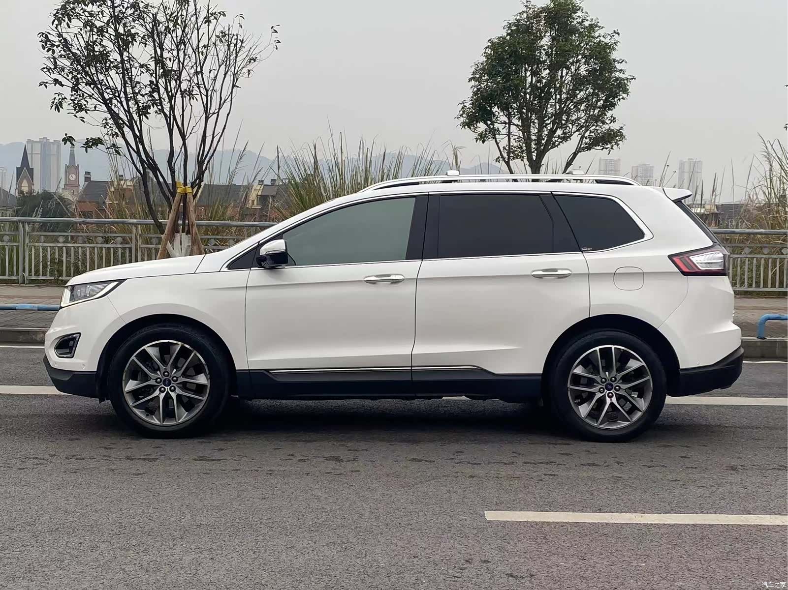 Ford Edge, 2019 3