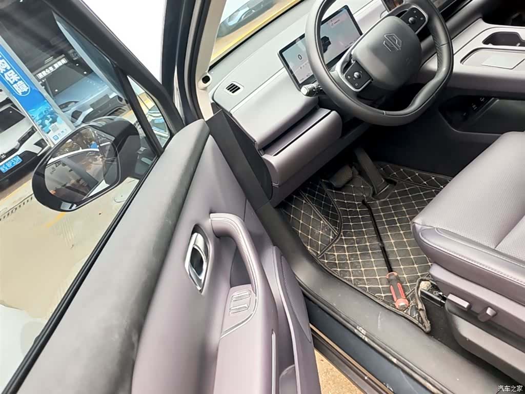 Leapmotor C10, 2024 16