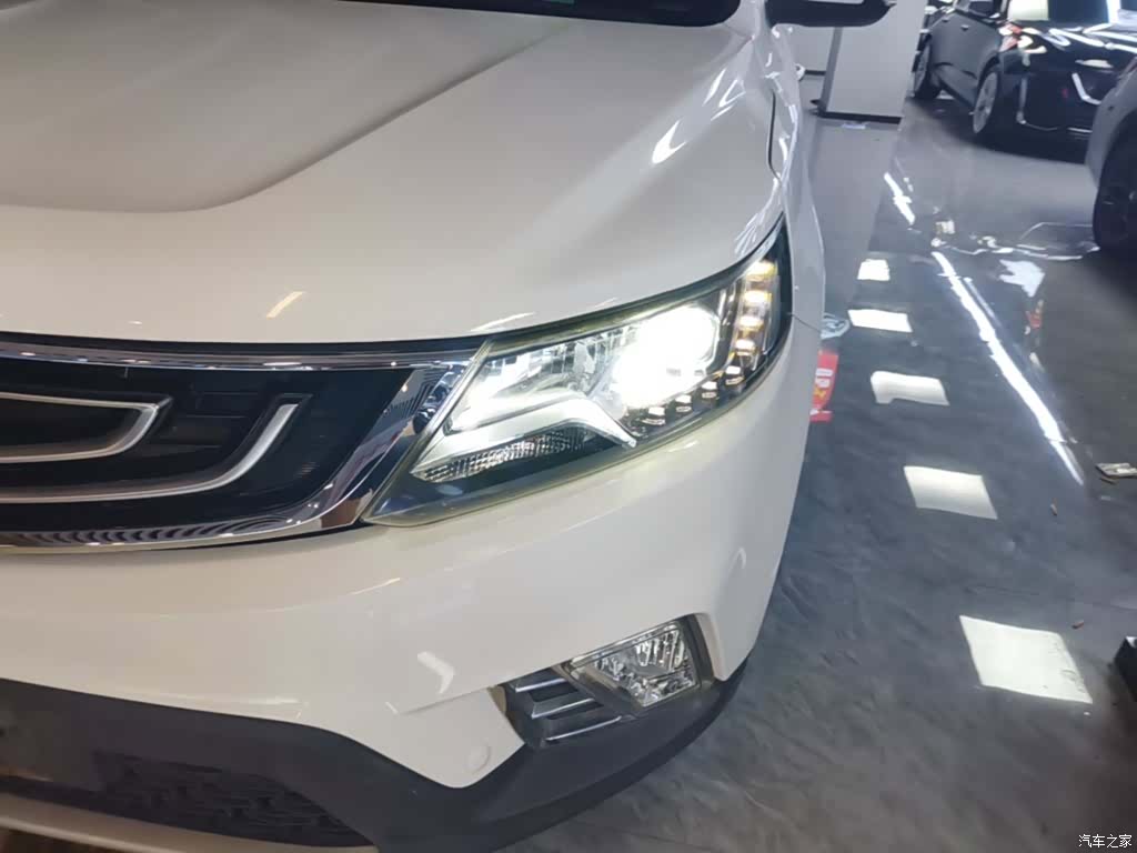 Geely X6, 2017 24