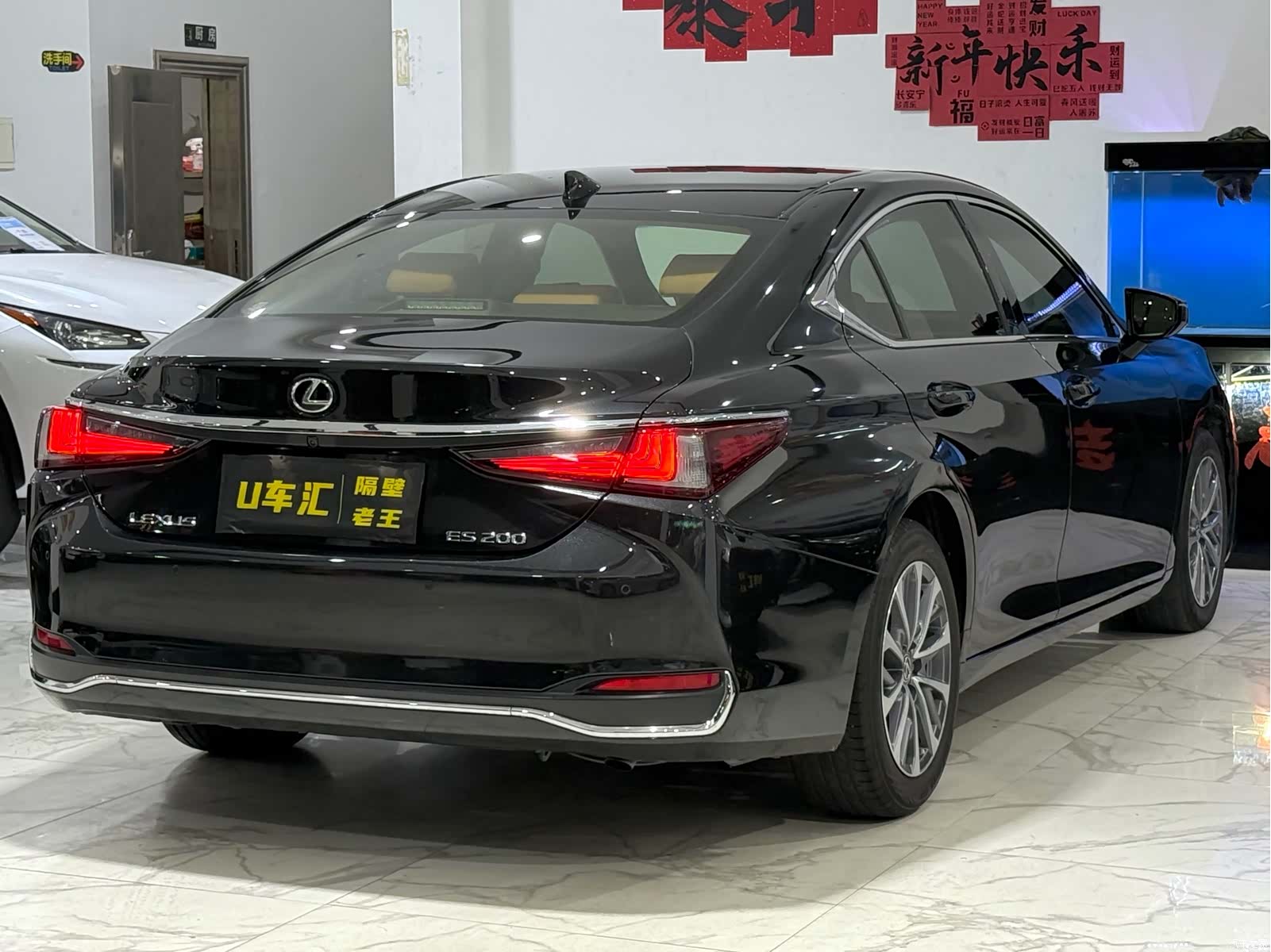 Lexus ES, 2022 7