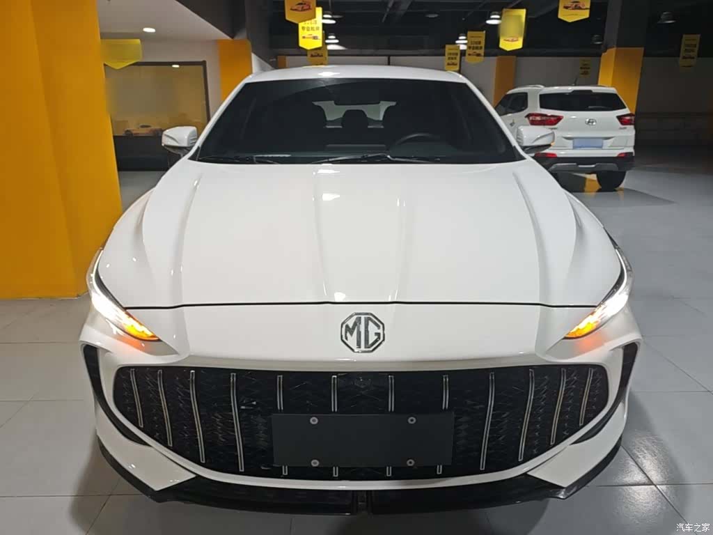 MG MG5, 2025 3