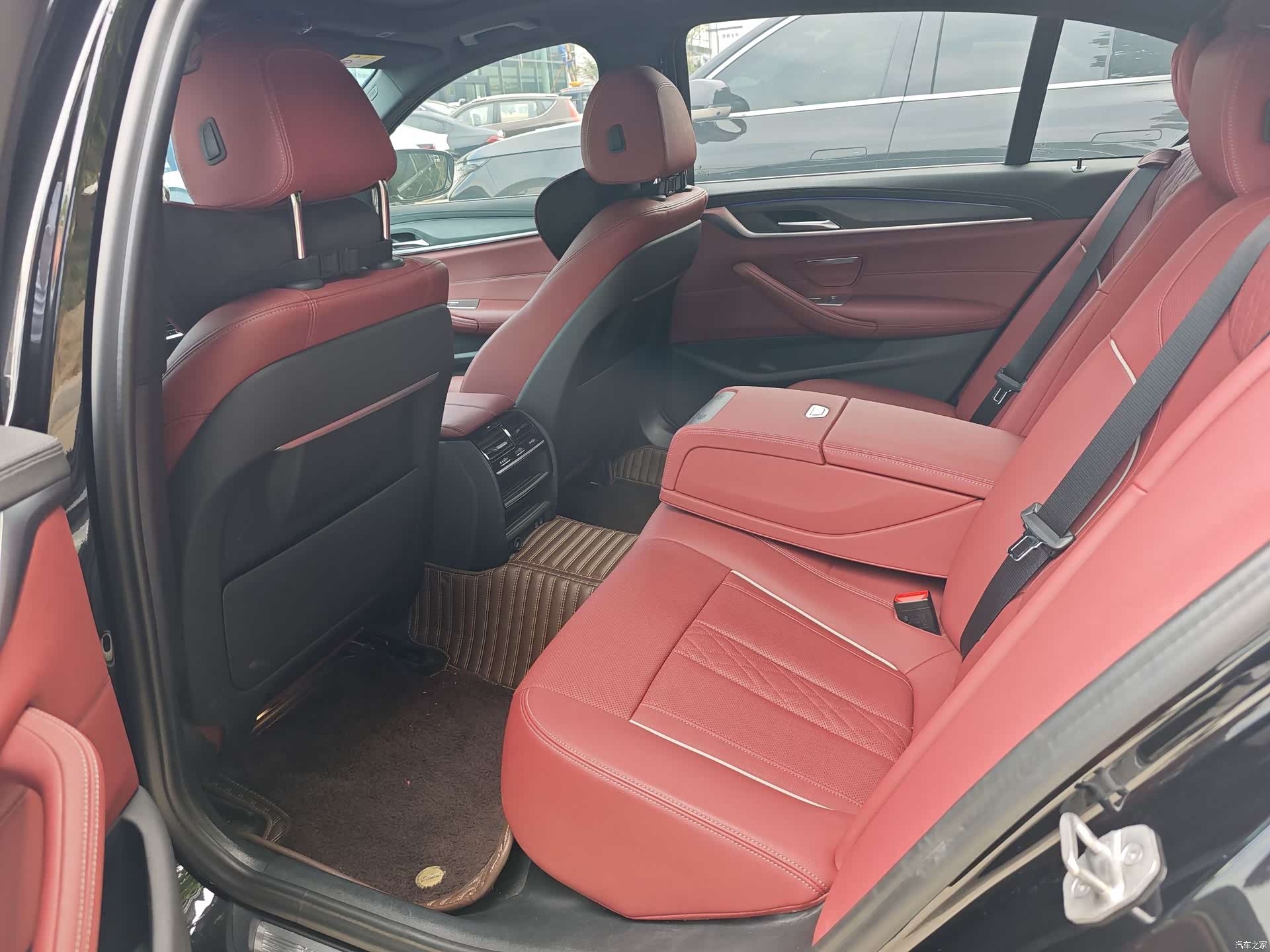 BMW 5 Series, 2023 8