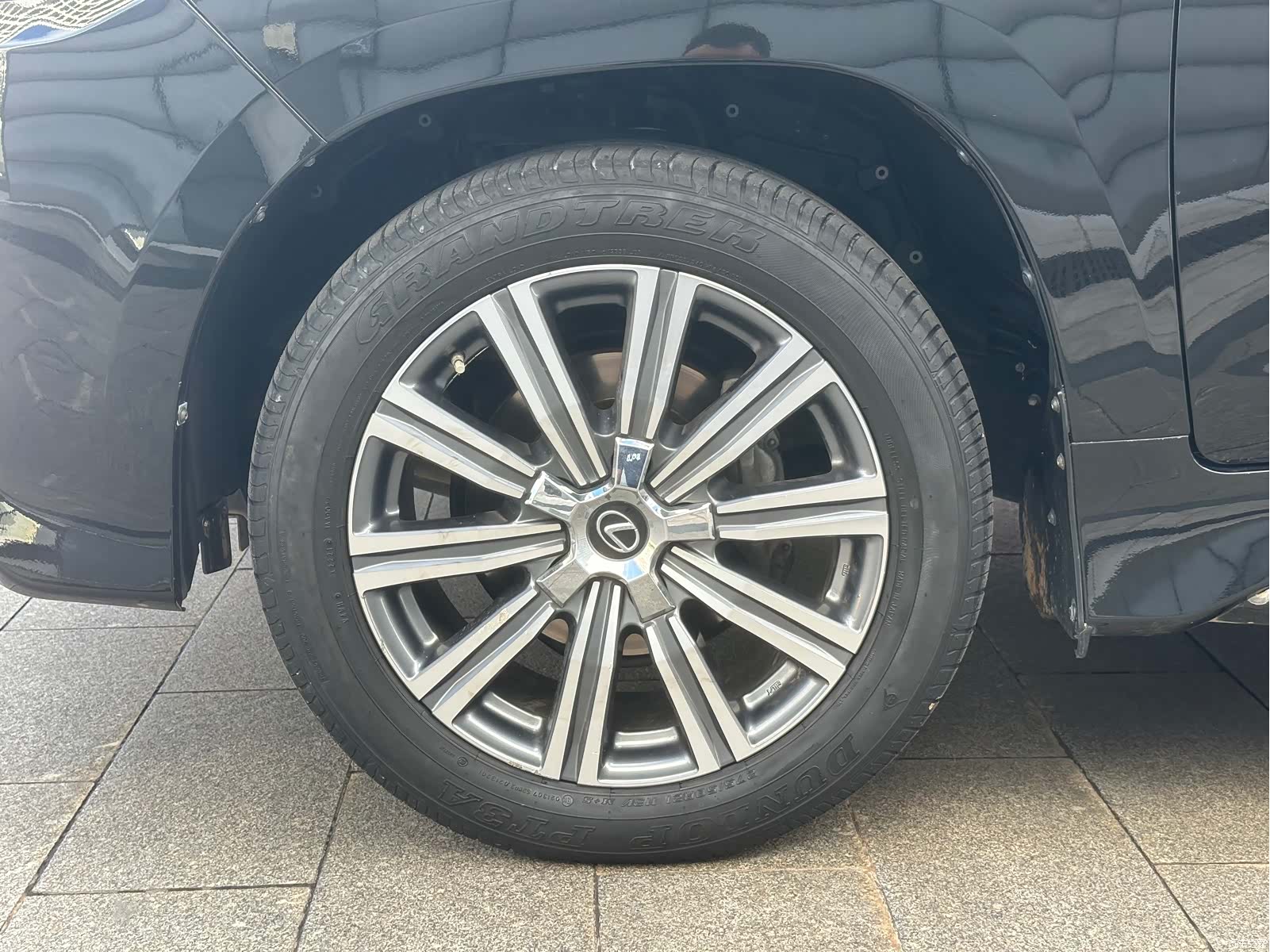Lexus LX, 2016 17