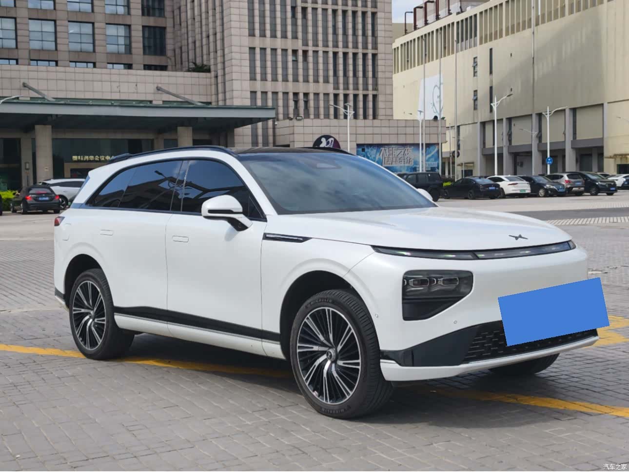 Xpeng G9, 2023 3