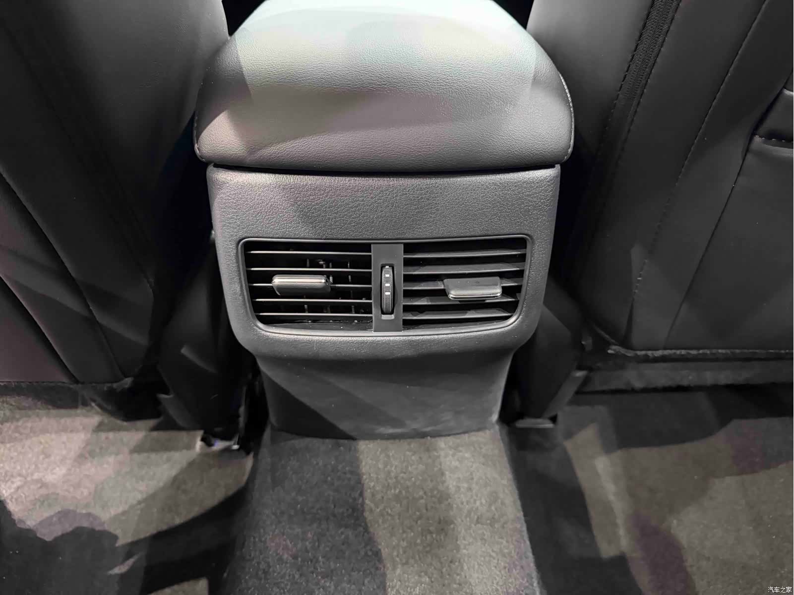Mazda Mazda3, 2022 18