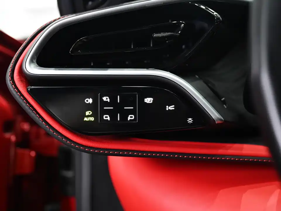 Ferrari 296