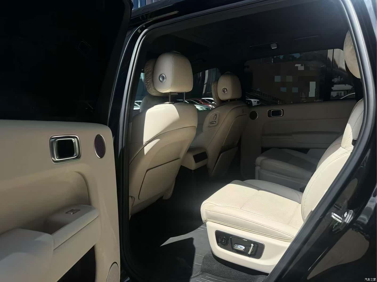Li Auto L9, 2024 все фото