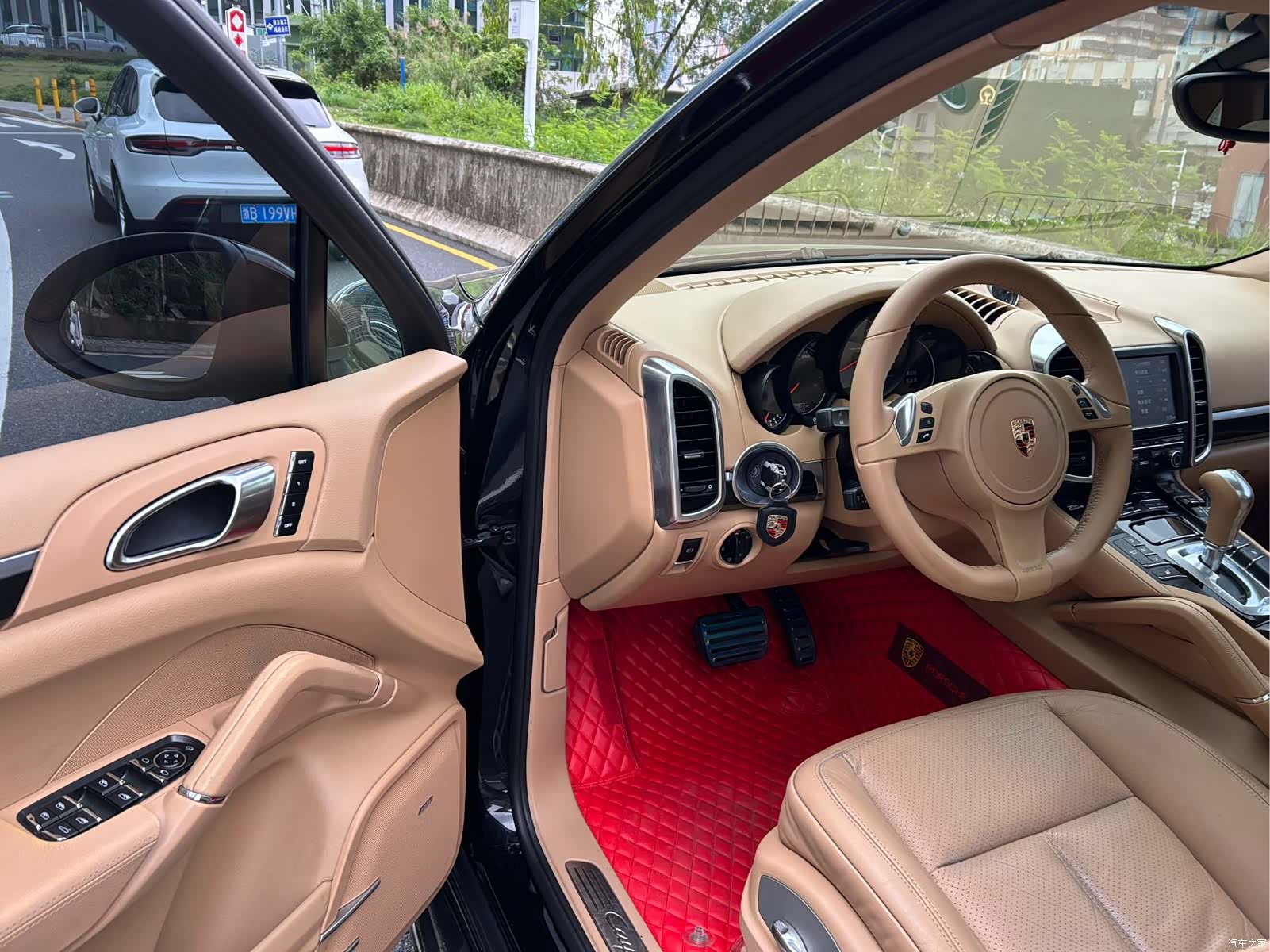 Porsche Cayenne, 2013 все фото