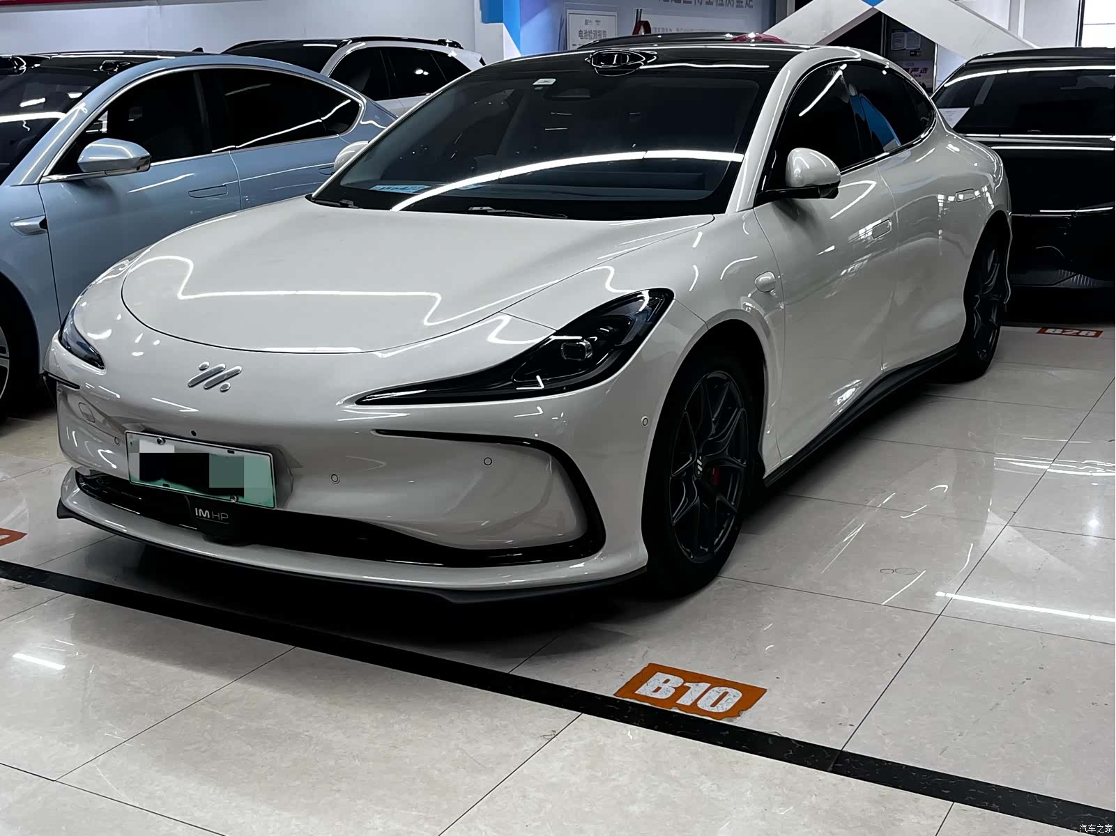 IM Motors L6, 2024 1