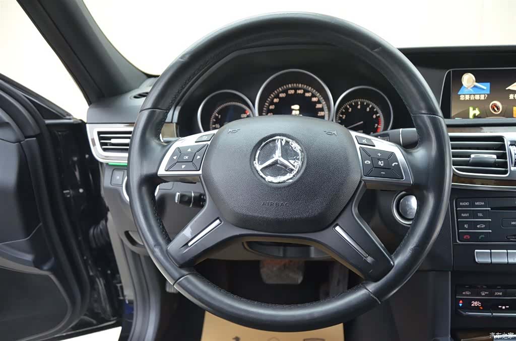 Mercedes-Benz E-Class, 2016 11