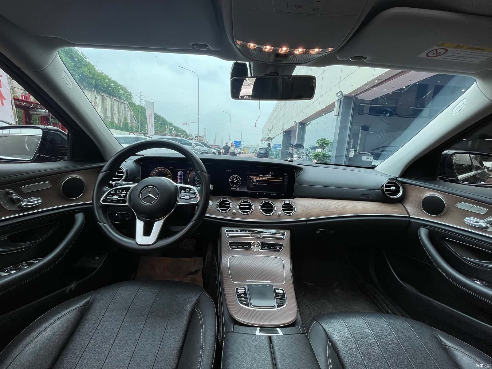 Mercedes-Benz E-Class, 2019 9