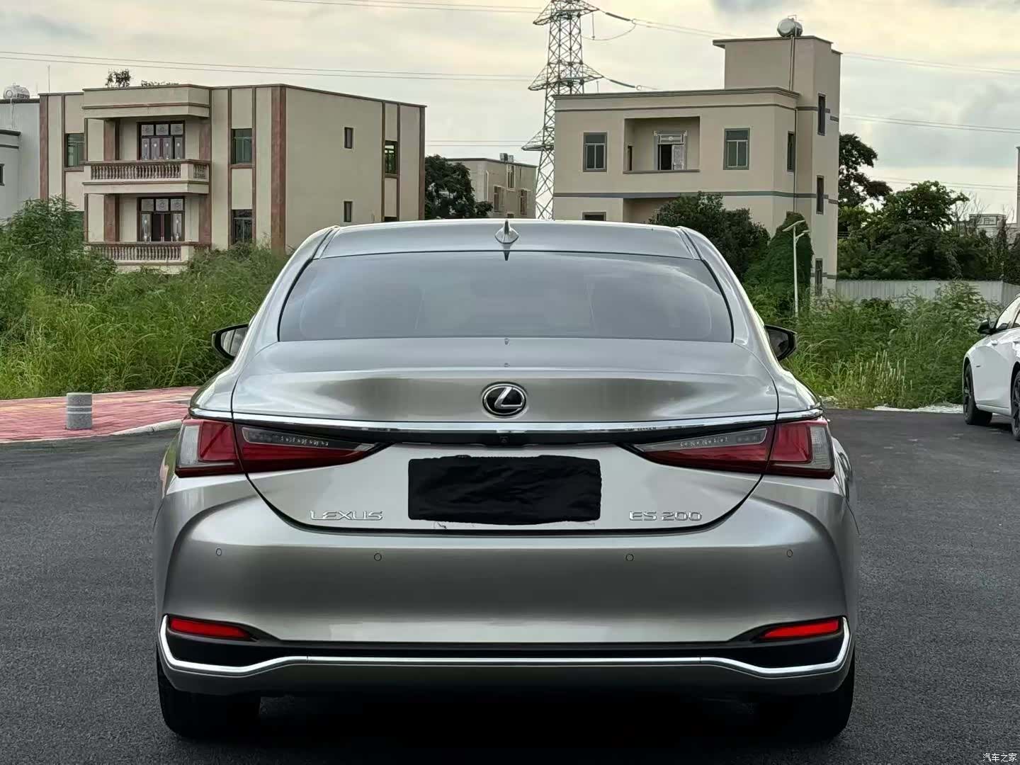 Lexus ES, 2018 8