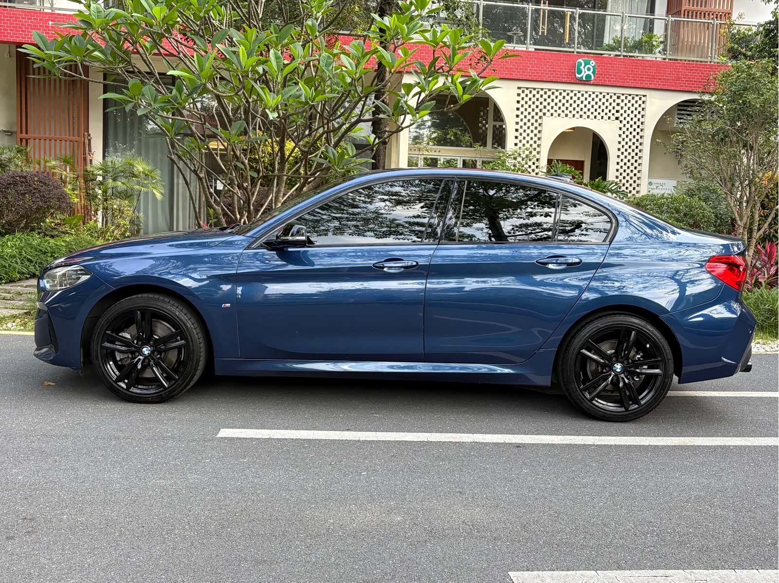 BMW 1 Series, 2021 3
