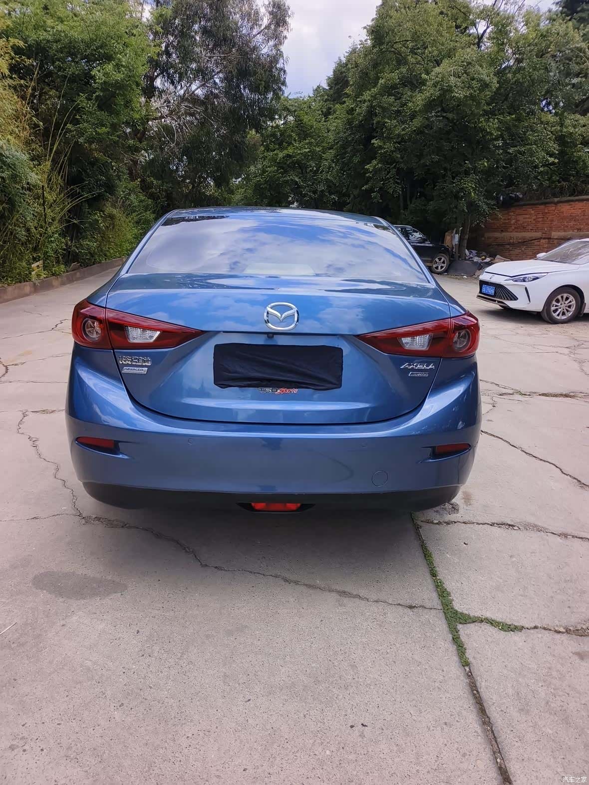 Mazda Mazda3, 2015 4