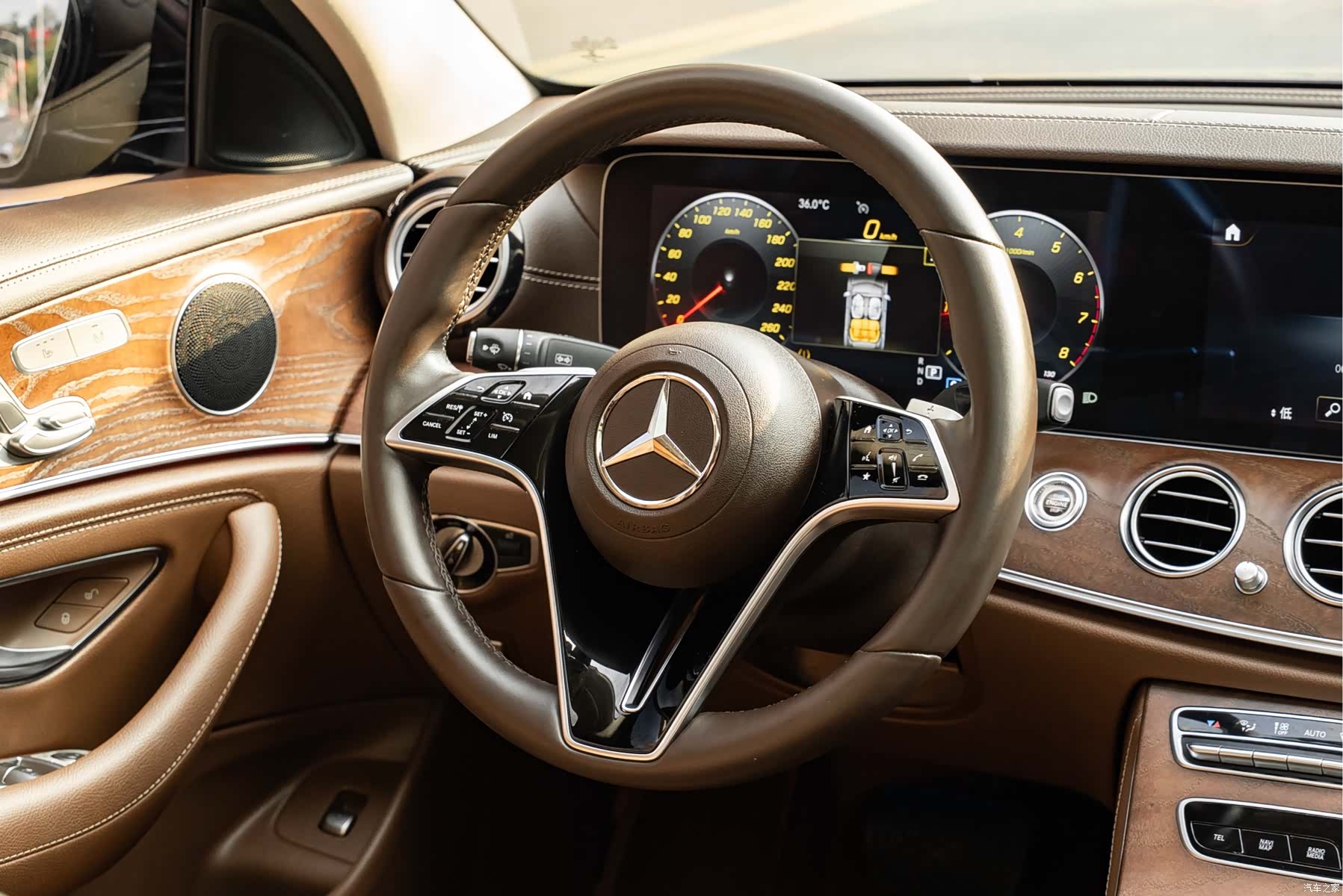 Mercedes-Benz E-Class, 2022 9