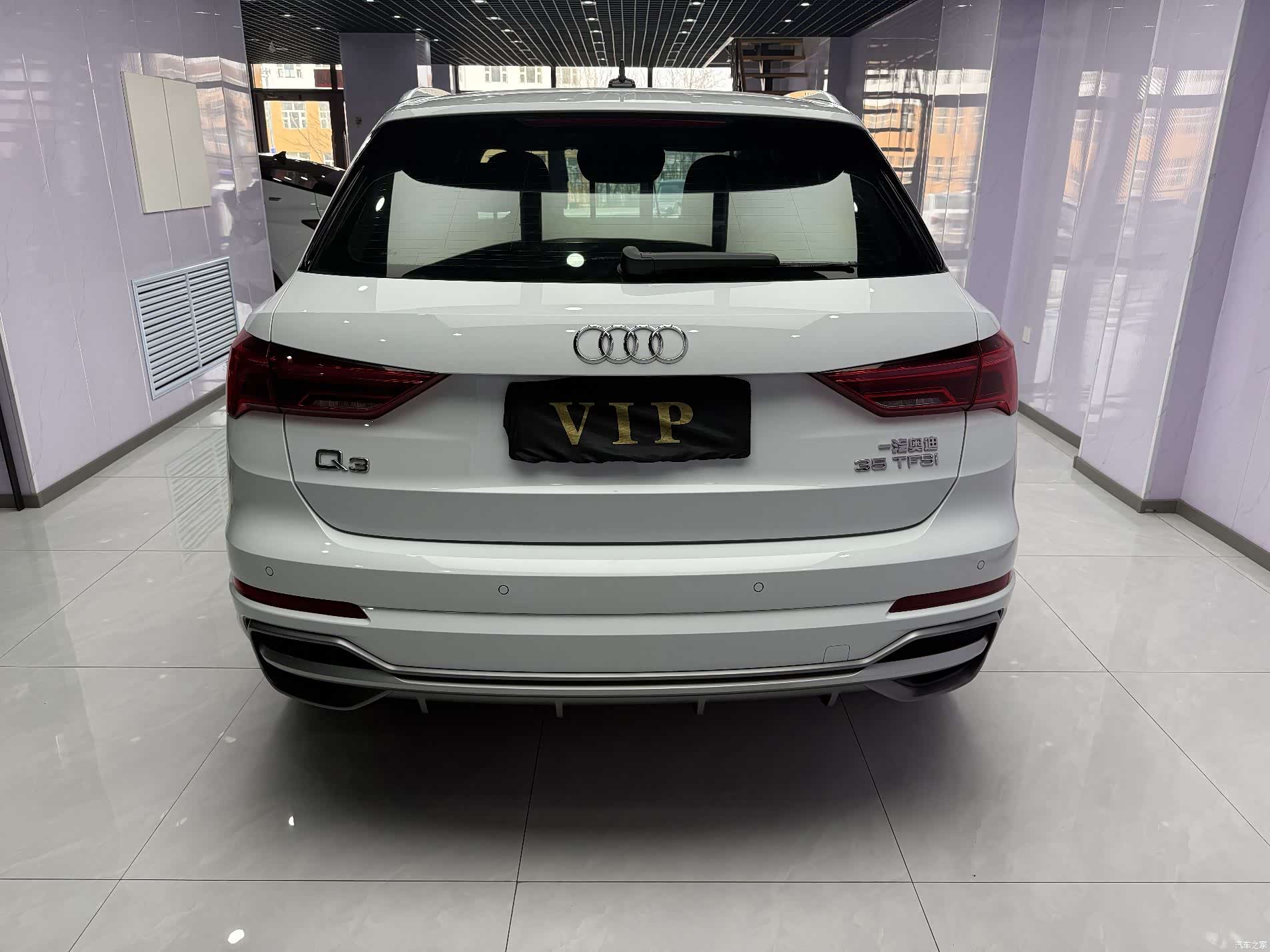 Audi Q3, 2022 3