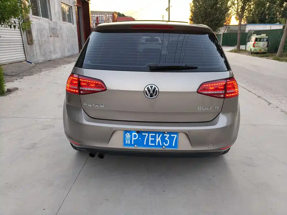 Volkswagen golf