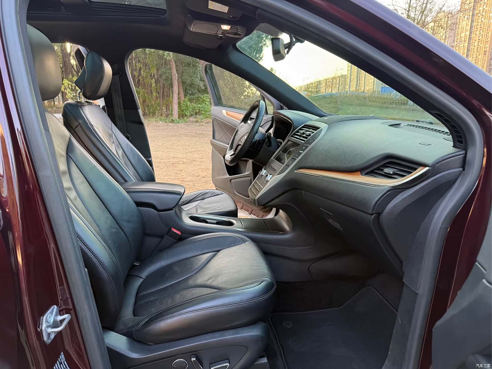 Lincoln MKC, 2017 6