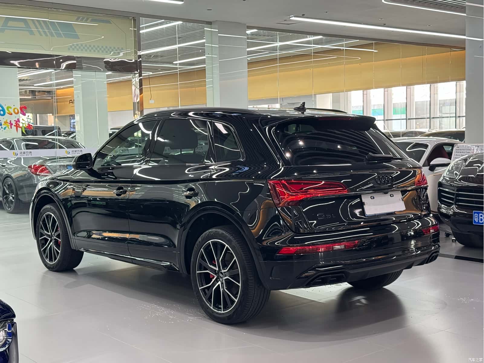 Audi Q5L, 2024 4