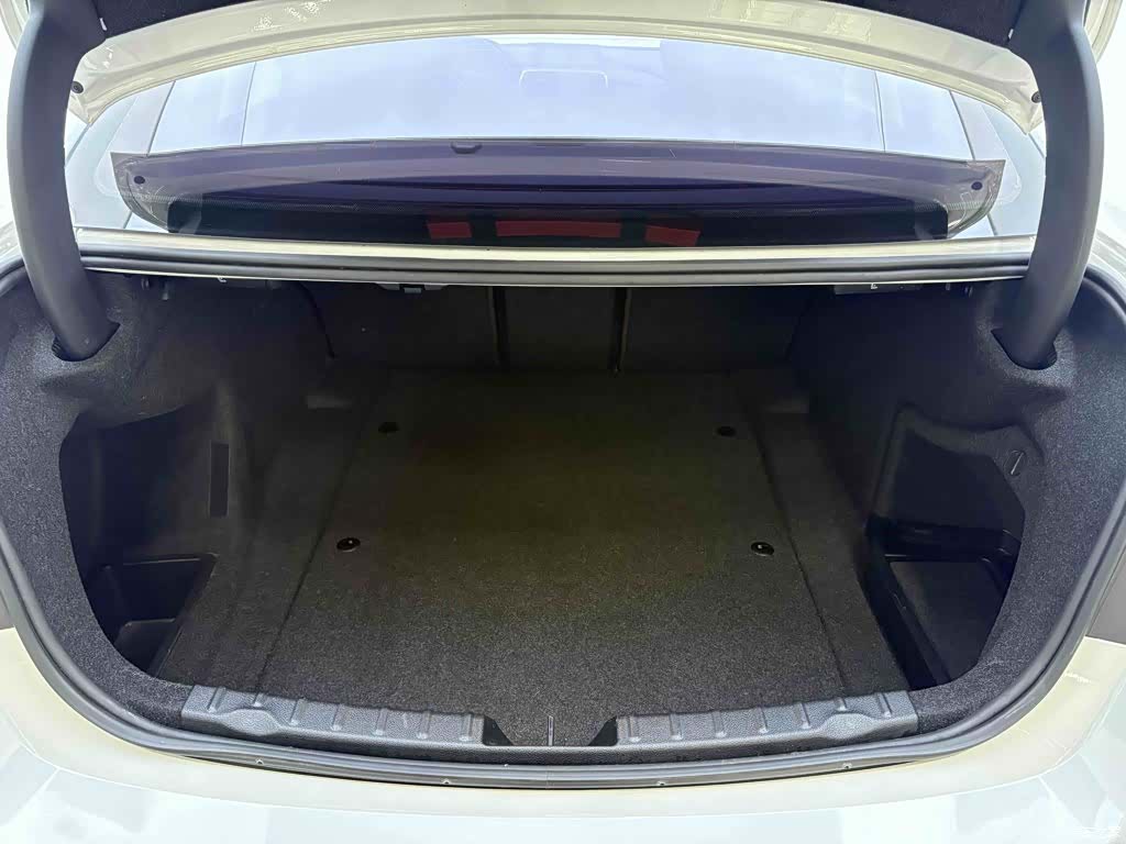 BMW 3 Series, 2019 11