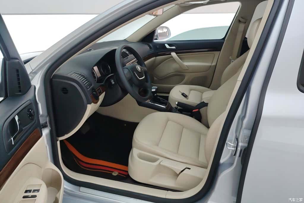 Skoda Octavia, 2013 9