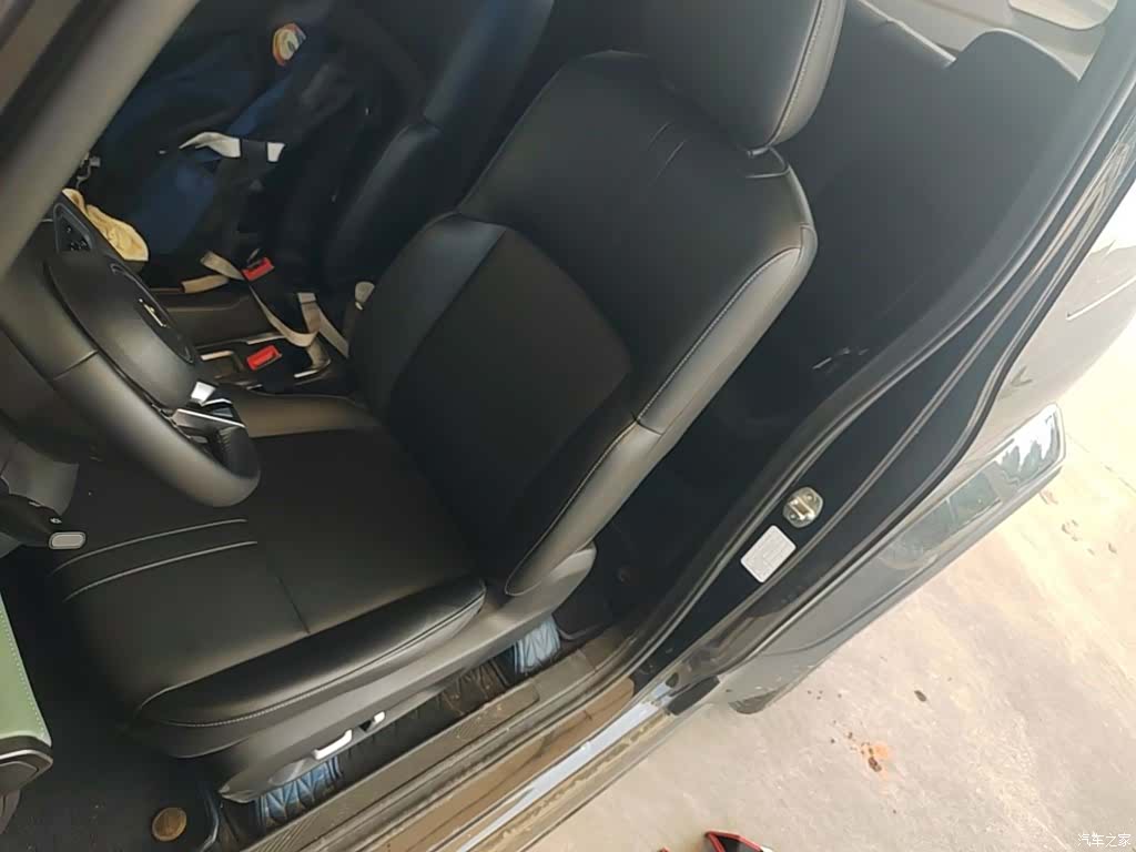 Wuling Yep, 2023 15