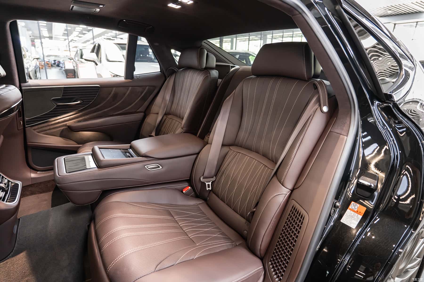 Lexus LS, 2020 12
