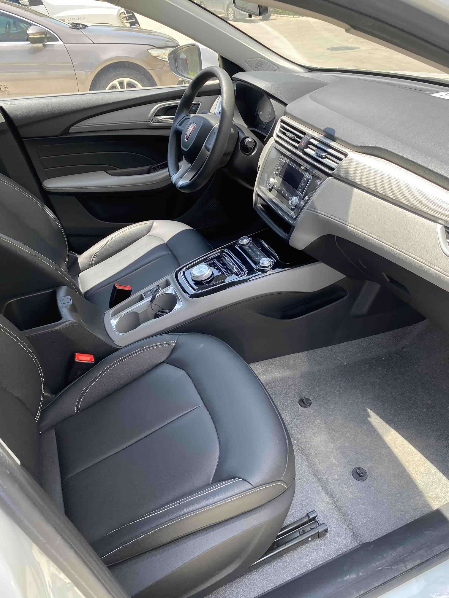 Roewe Ei5, 2018 9