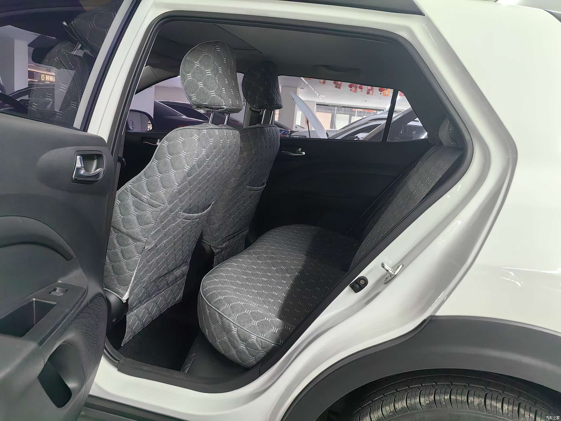 Kia KX1, 2023 13