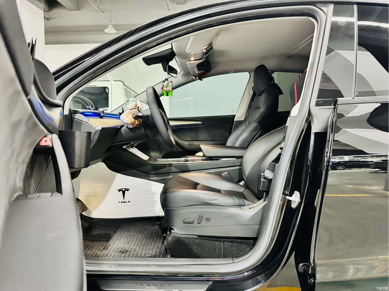 Tesla Model Y, 2022 8
