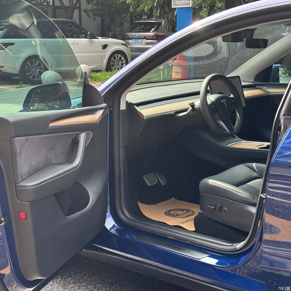 Tesla Model Y, 2021 11