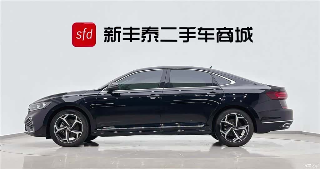 Volkswagen Passat, 2024 4