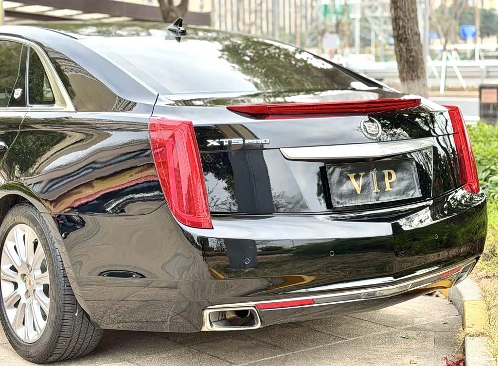 Cadillac XTS, 2013 7