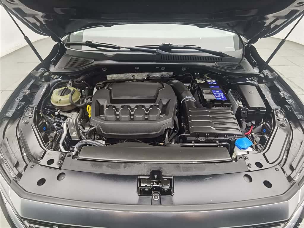 Volkswagen Passat, 2024 6