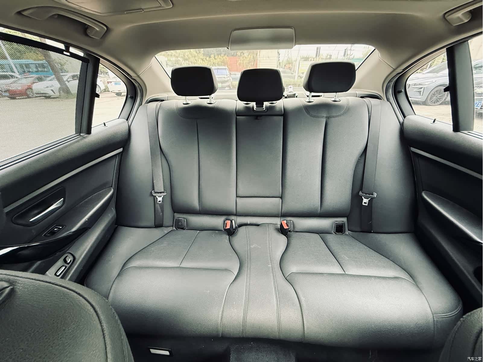 BMW 3 Series, 2017 36