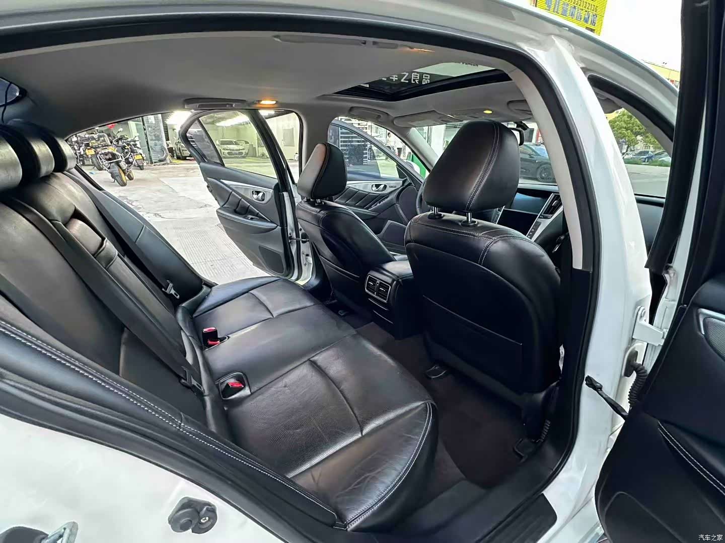 Infiniti Q50, 2014 8