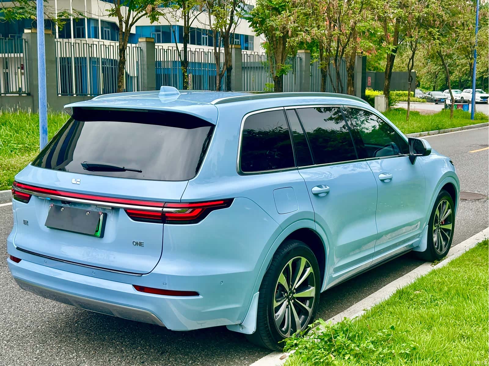 Li Auto ONE, 2022 6