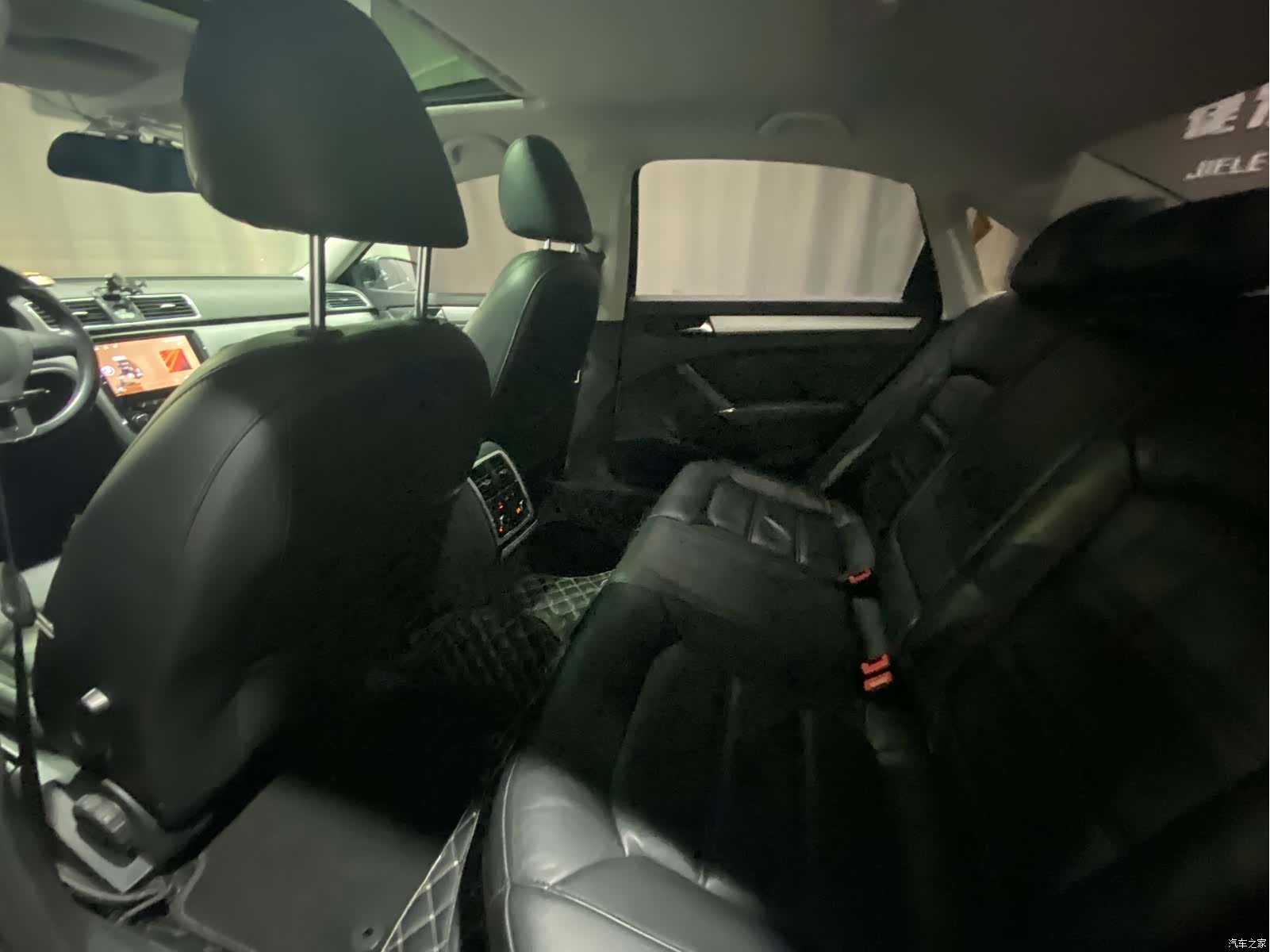 Volkswagen Passat, 2014 12