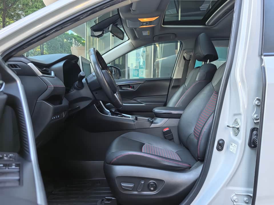 Toyota RAV4 Rongfang Dual Engine E+