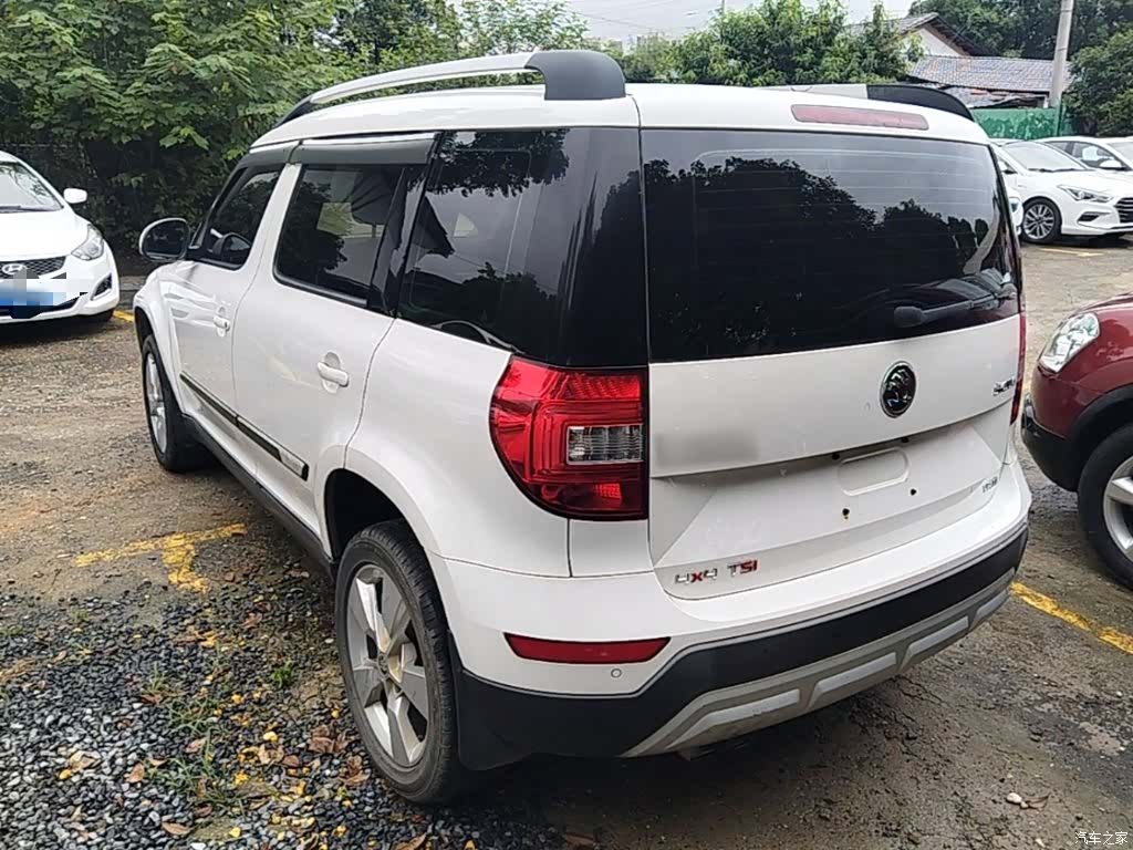 Skoda Yeti, 2015 все фото