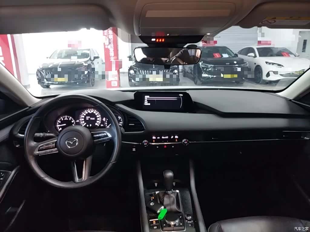 Mazda Mazda3, 2024 10