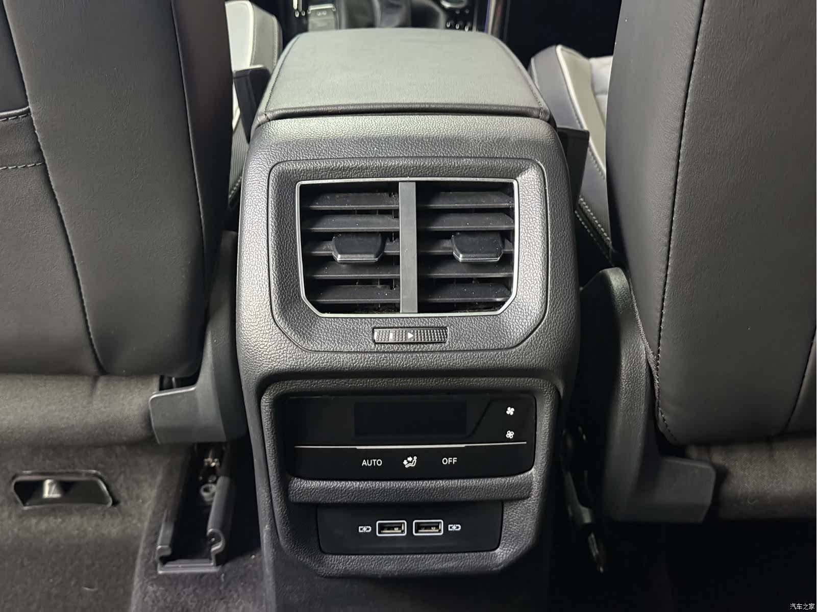 Volkswagen Tayron, 2023 14