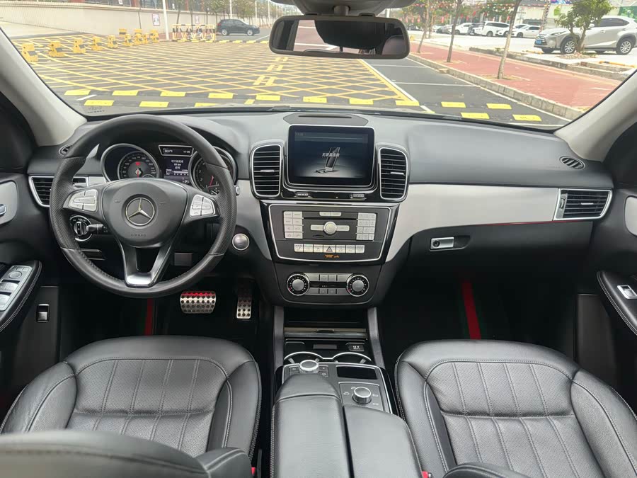 Mercedes-Benz GLE 2016, фото 12