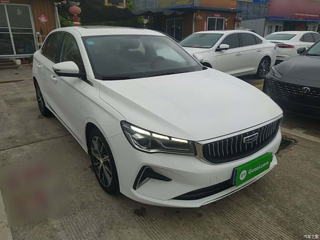 Geely Emgrand, 2023 4