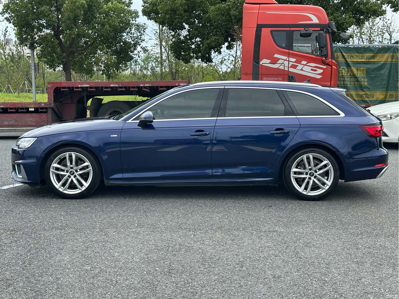 Audi A4, 2019 7