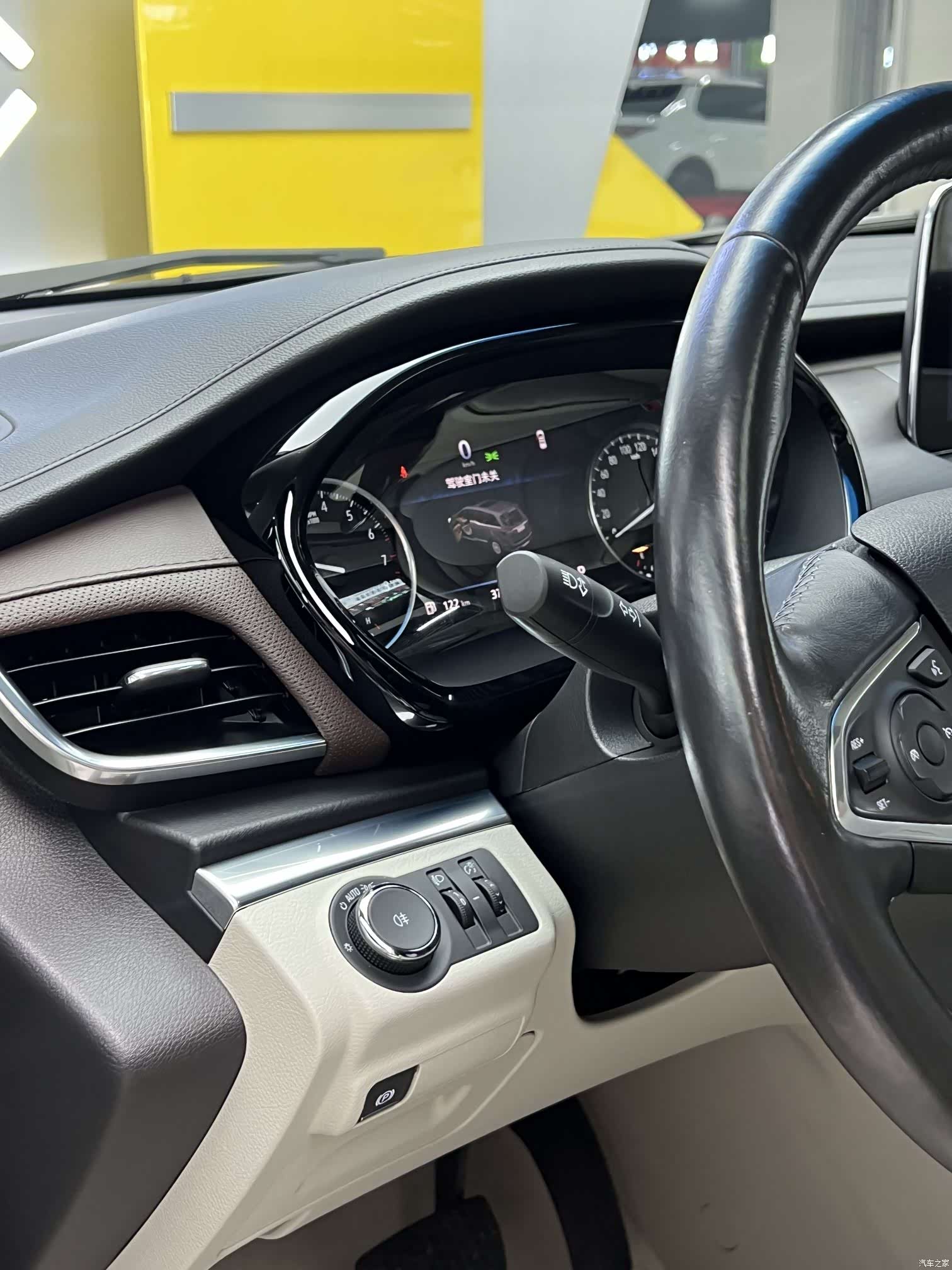 Buick GL8, 2022 10